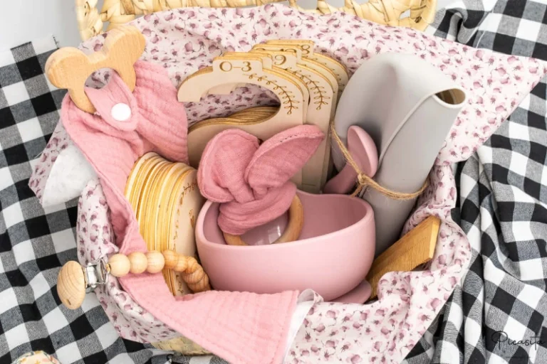 ¿Cuál es la canastilla bebé rosa que todos quieren regalar?