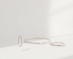 Joyas minimalistas para mujer