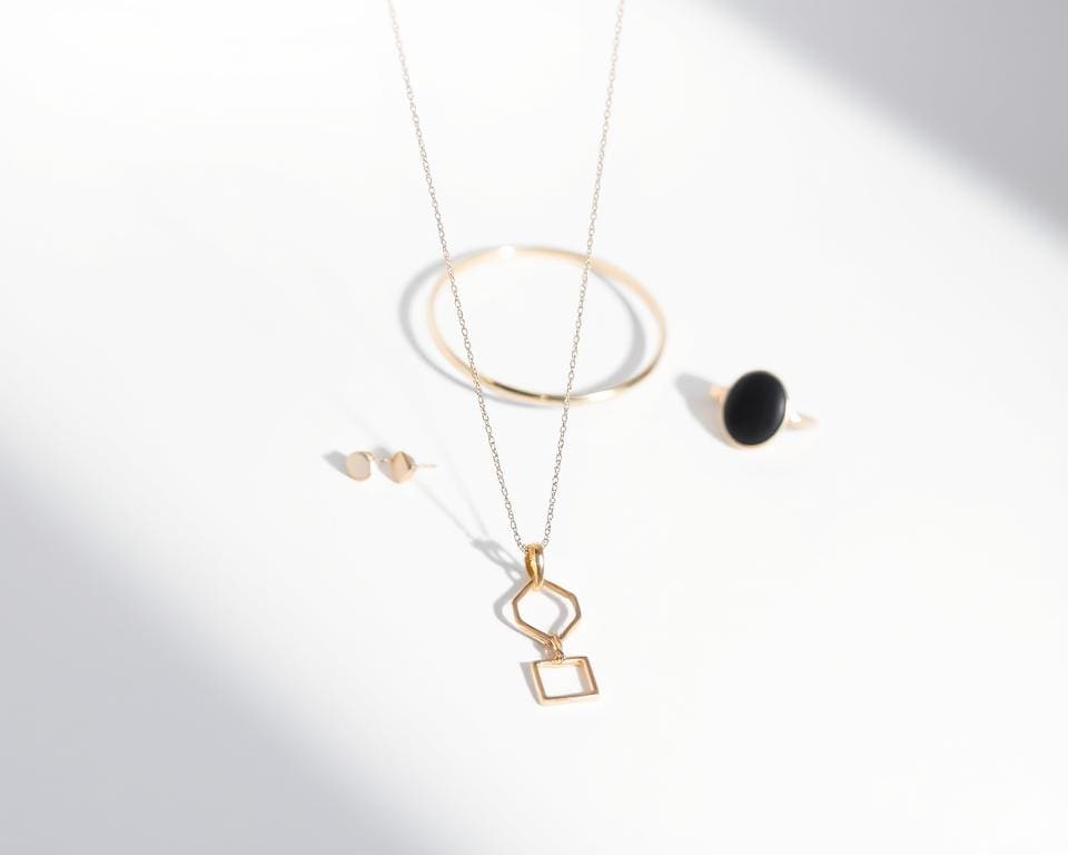 combinar joyas minimalistas